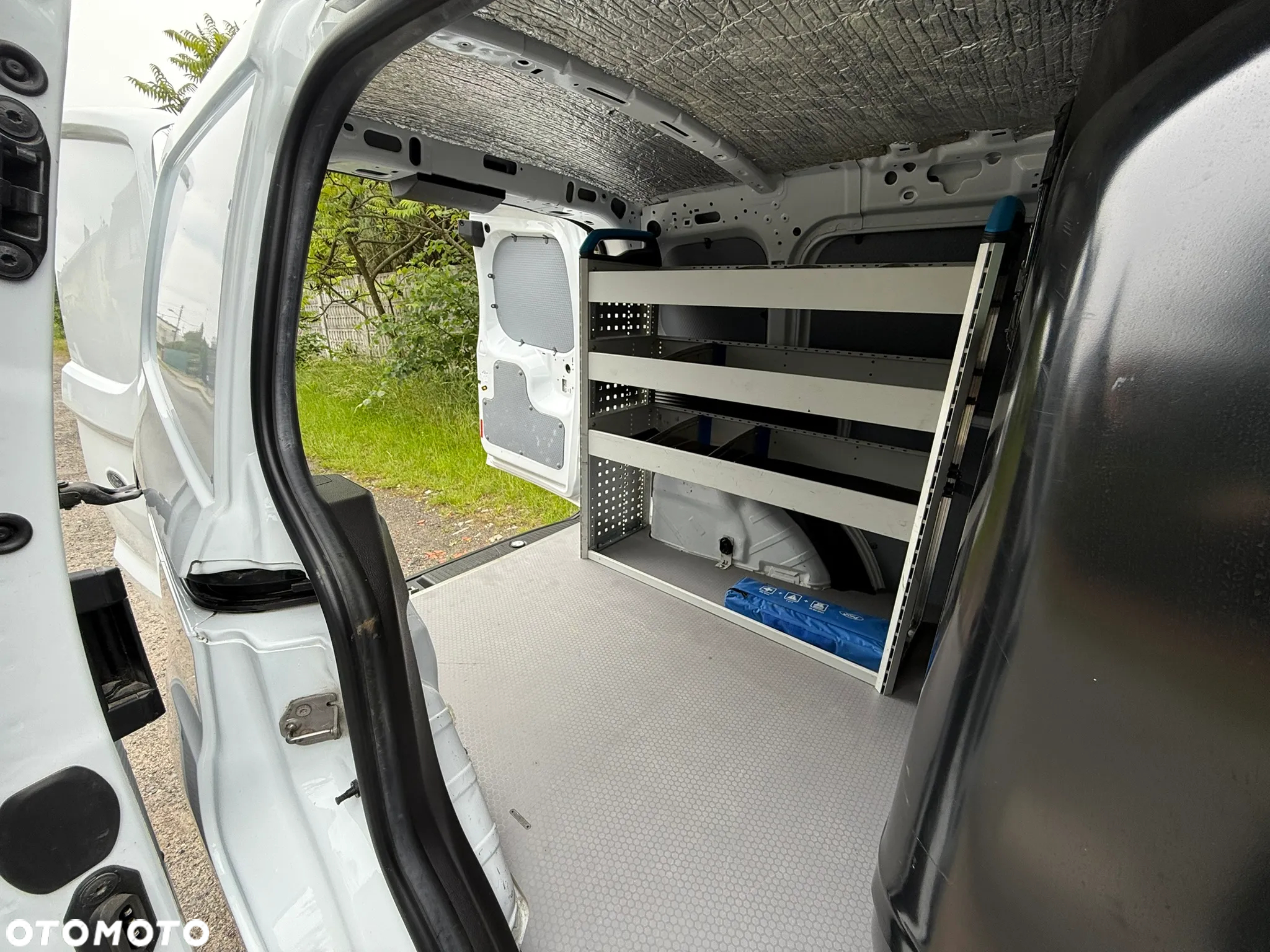 Ford Transit Courier - 6