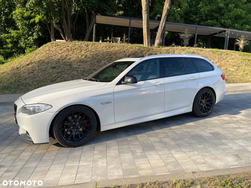 BMW Seria 5 520d Sport-Aut - 2