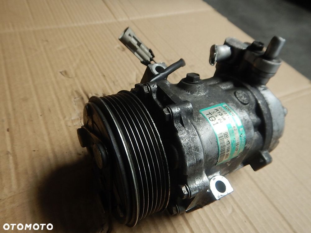 sprezarka klimatyzacji opel corsa c ignis 1.3 cdti 13106850 - 2
