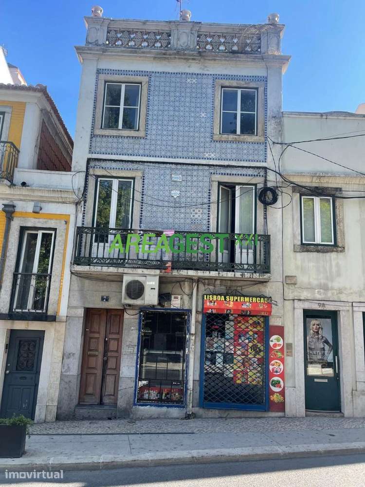 Prédio para venda com rendimento, em Vila Franca de Xira - Grande imagem: 2/18