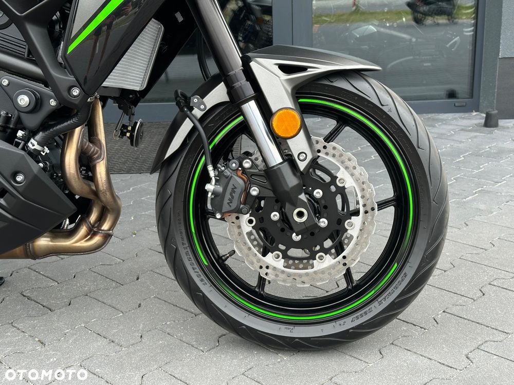 Kawasaki Versys 650 - 9