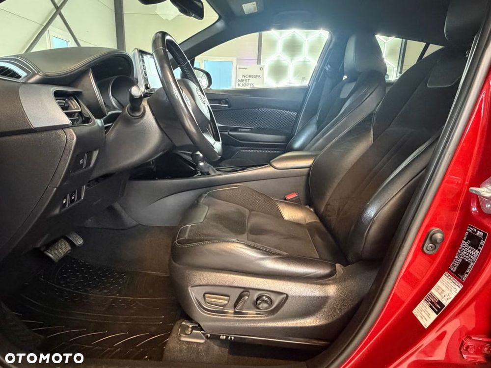 Toyota C-HR 2.0 Lounge - 11