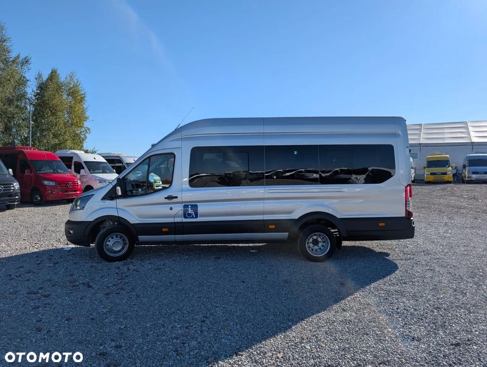 Ford Transit - 11