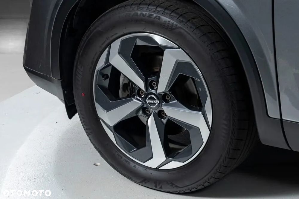 Nissan Qashqai 1.3 DIG-T MHEV N-Connecta Xtronic - 12