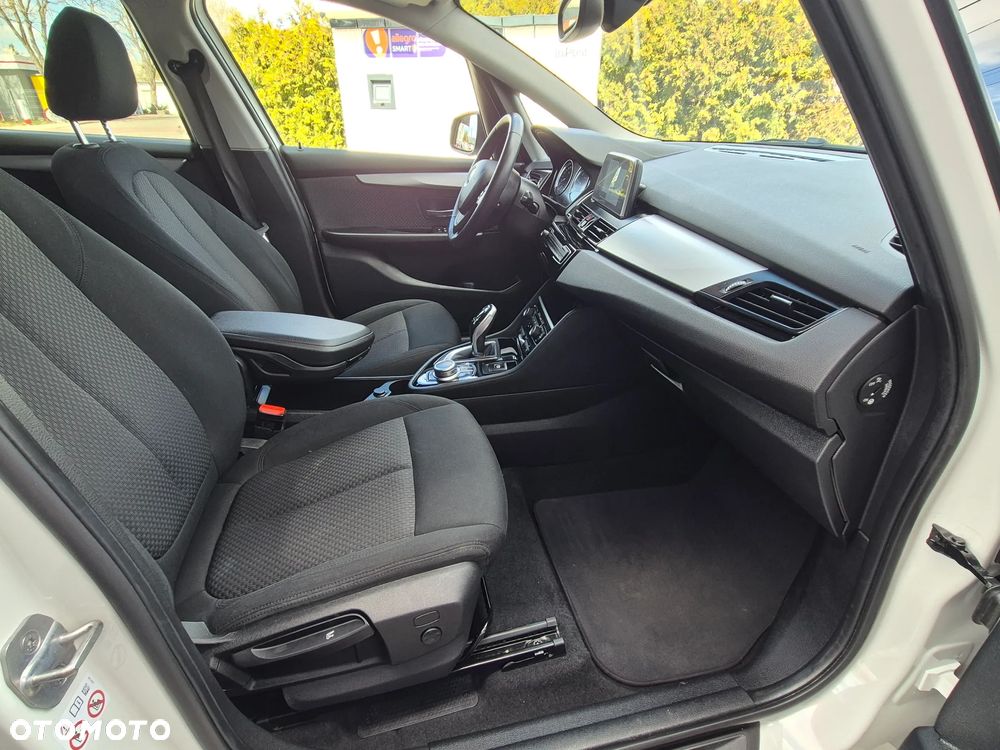 BMW Seria 2 218i Advantage - 31