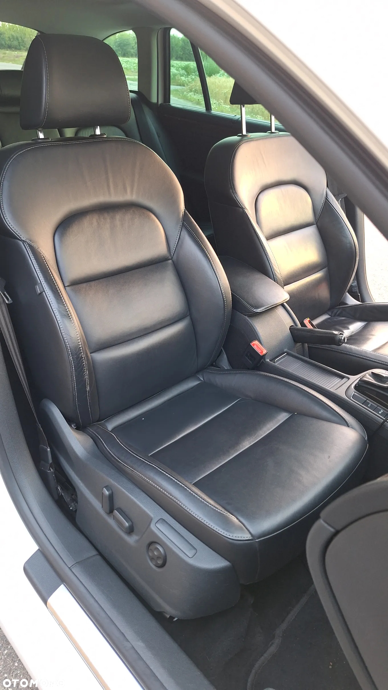 Skoda Superb 1.8 TSI Platinum DSG - 33
