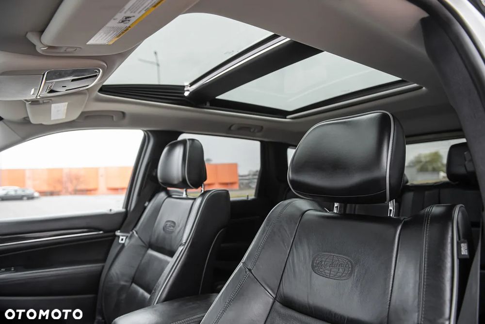 Jeep Grand Cherokee - 19