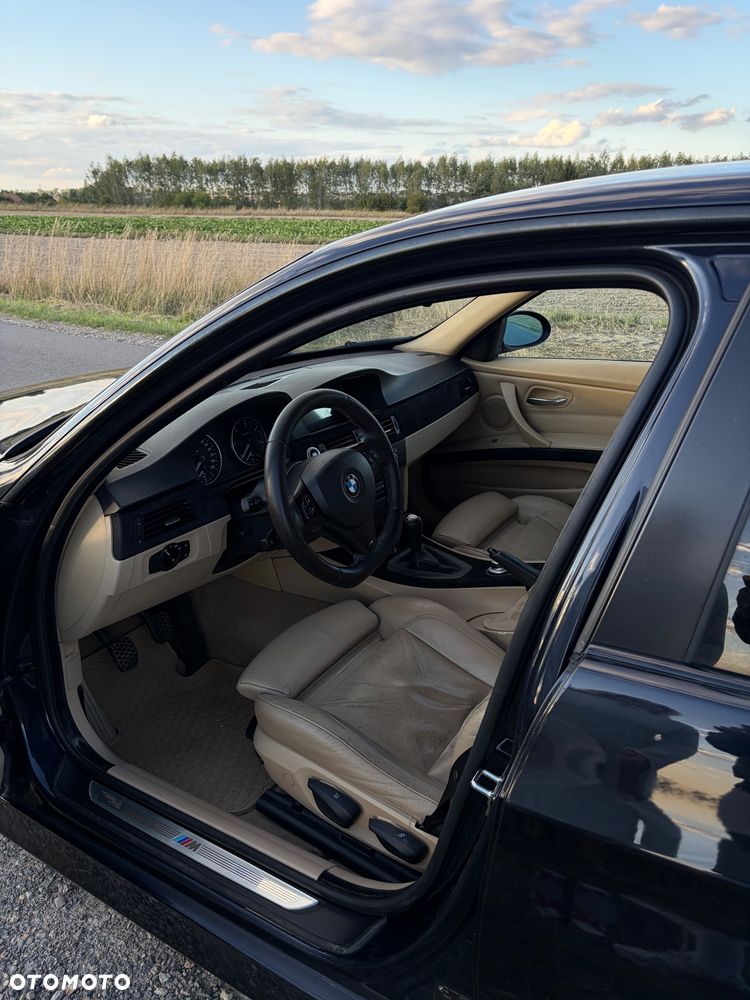 BMW Seria 3 330d - 12