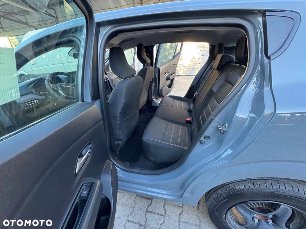 Dacia Sandero - 11