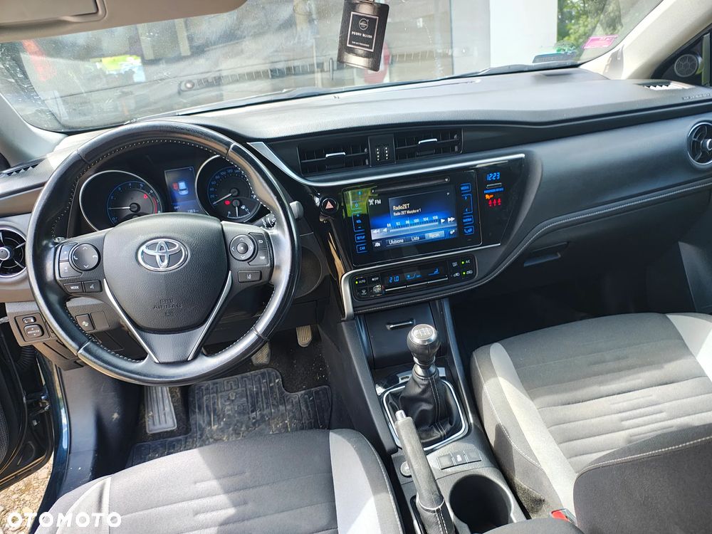 Toyota Auris 1.6 Comfort - 5