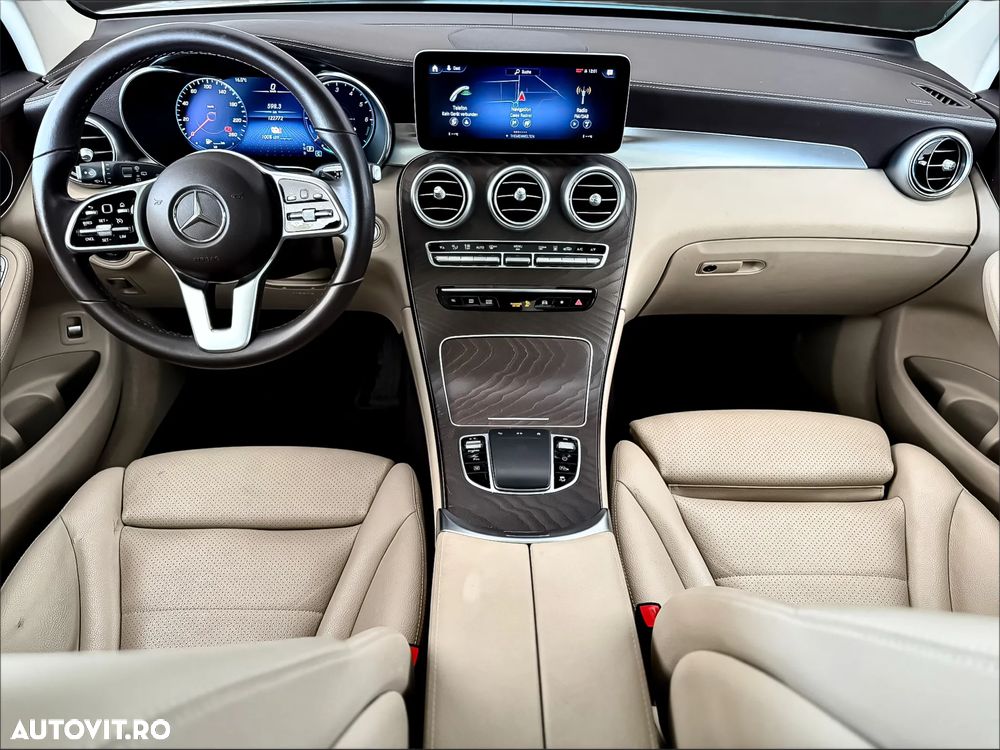 Mercedes-Benz GLC 300 de 4Matic 9G-TRONIC - 17