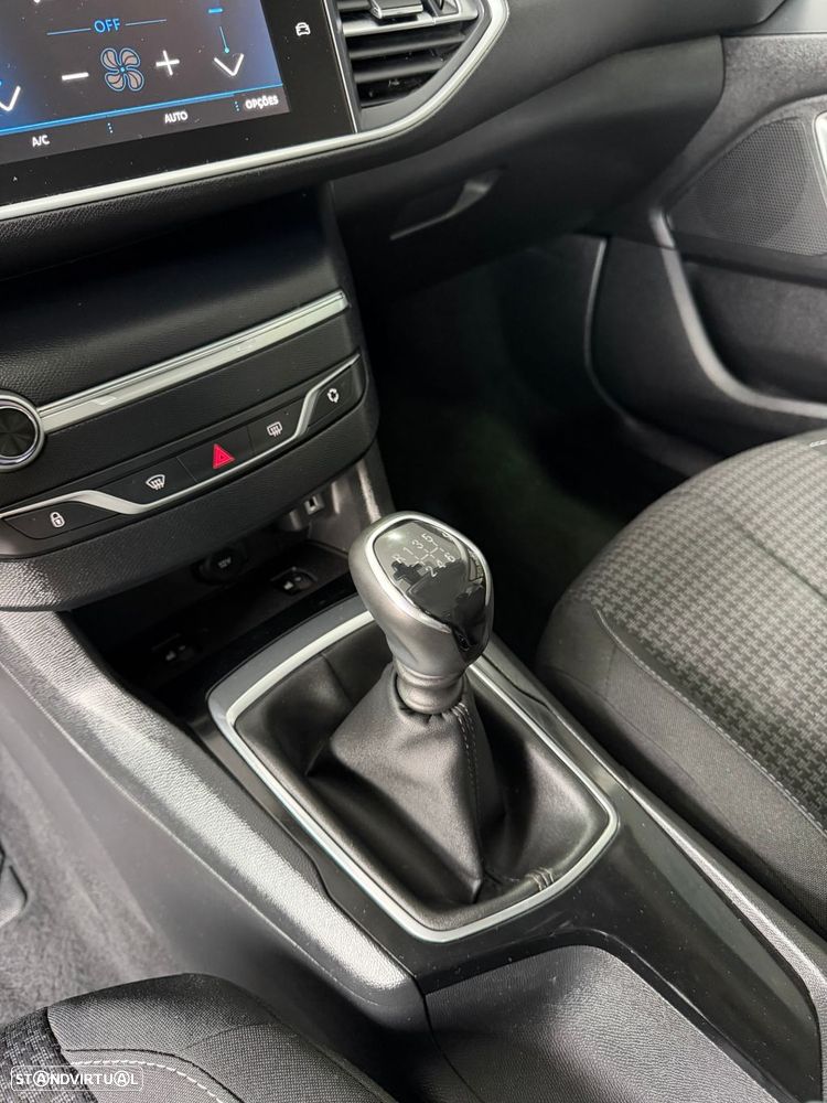 Peugeot 308 1.2 PureTech Active Pack - 13