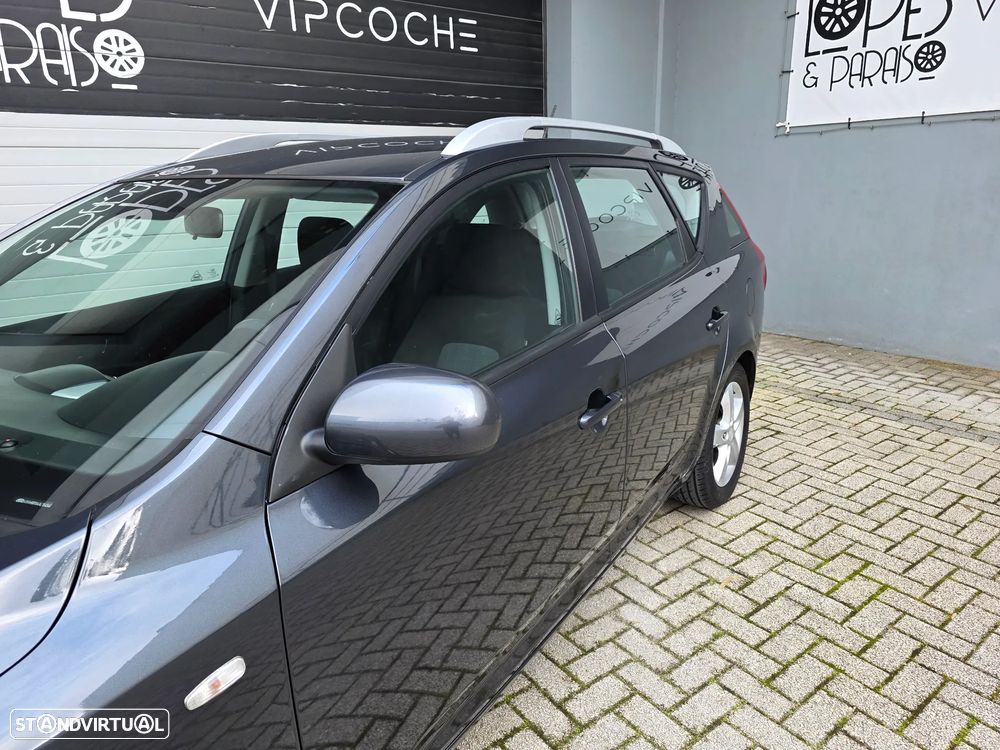 Kia Ceed SW 1.4 CVVT LX ISG - 20