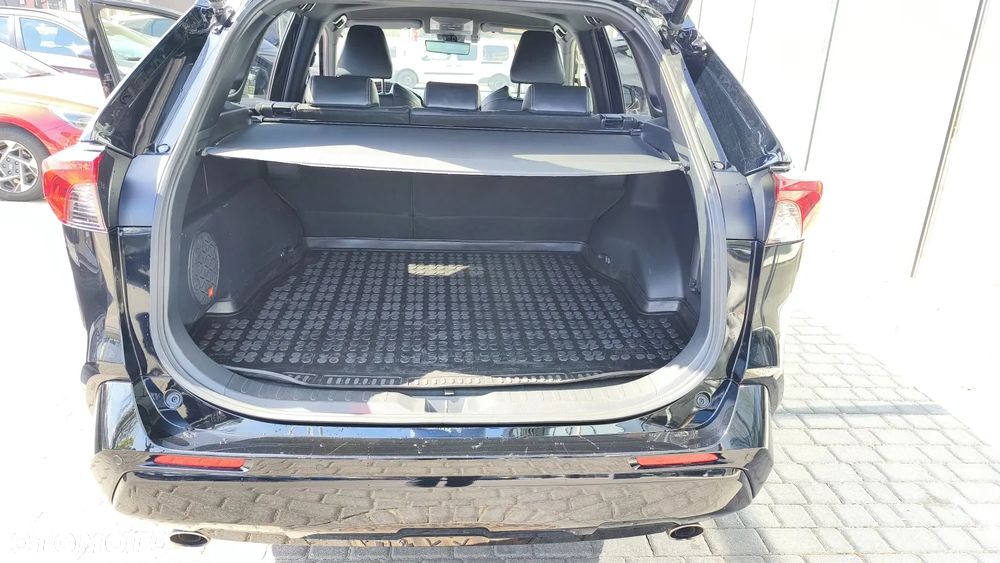 Toyota RAV4 2.5 Hybrid Black Edition by JBL 4x4 - 12