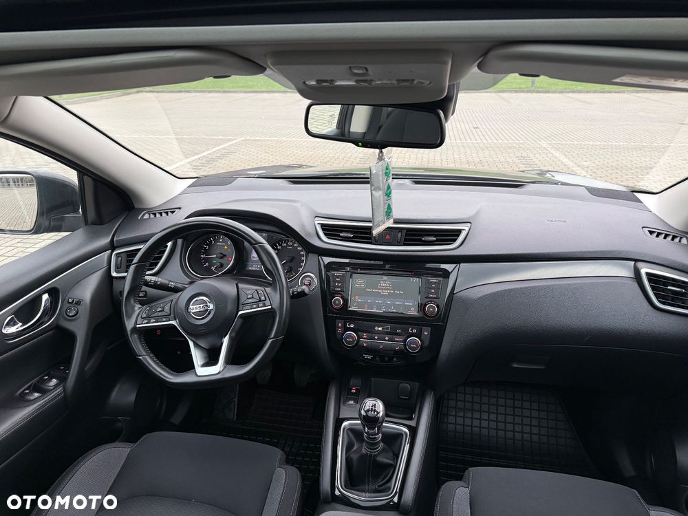 Nissan Qashqai 1.3 DIG-T ACENTA - 8
