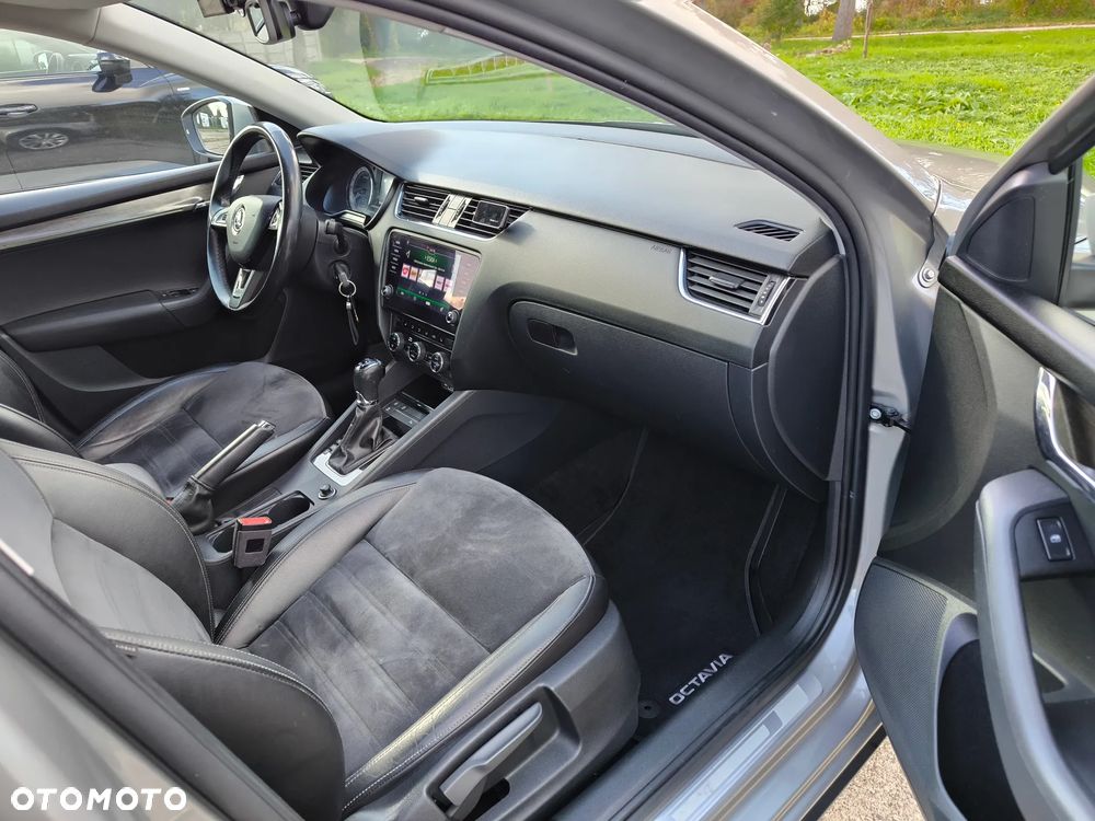 Skoda Octavia ver-combi-2-0-tdi-dsg-4x4-scout - 12