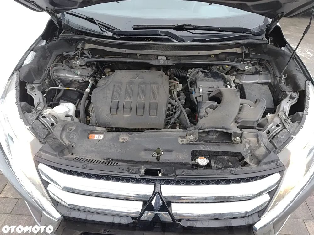 Mitsubishi Eclipse Cross - 8