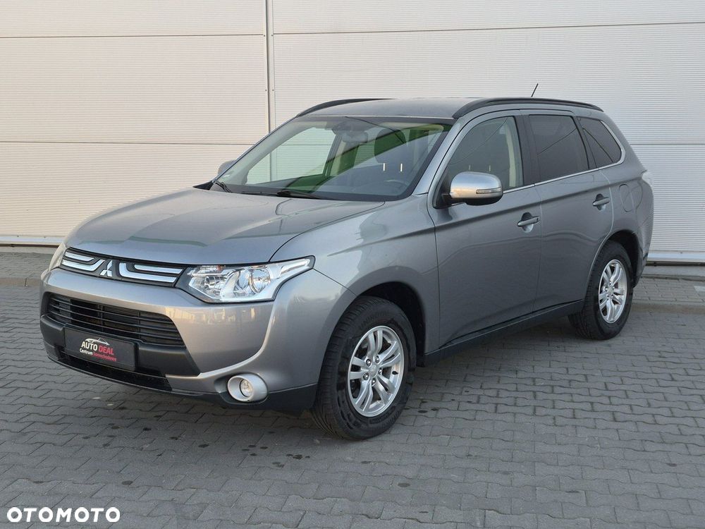 Mitsubishi Outlander - 10