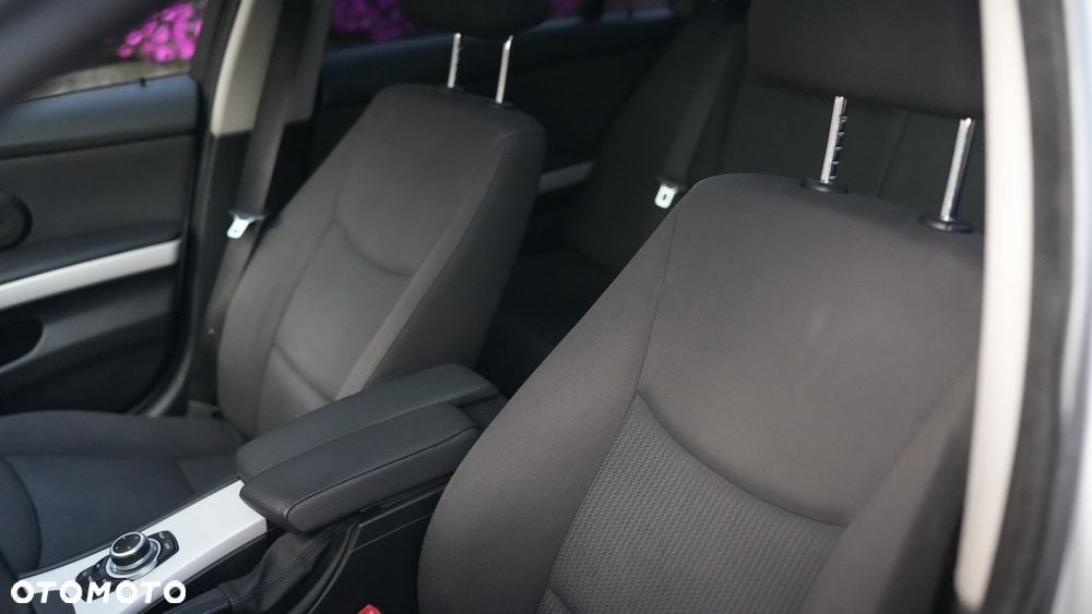 BMW Seria 3 - 24