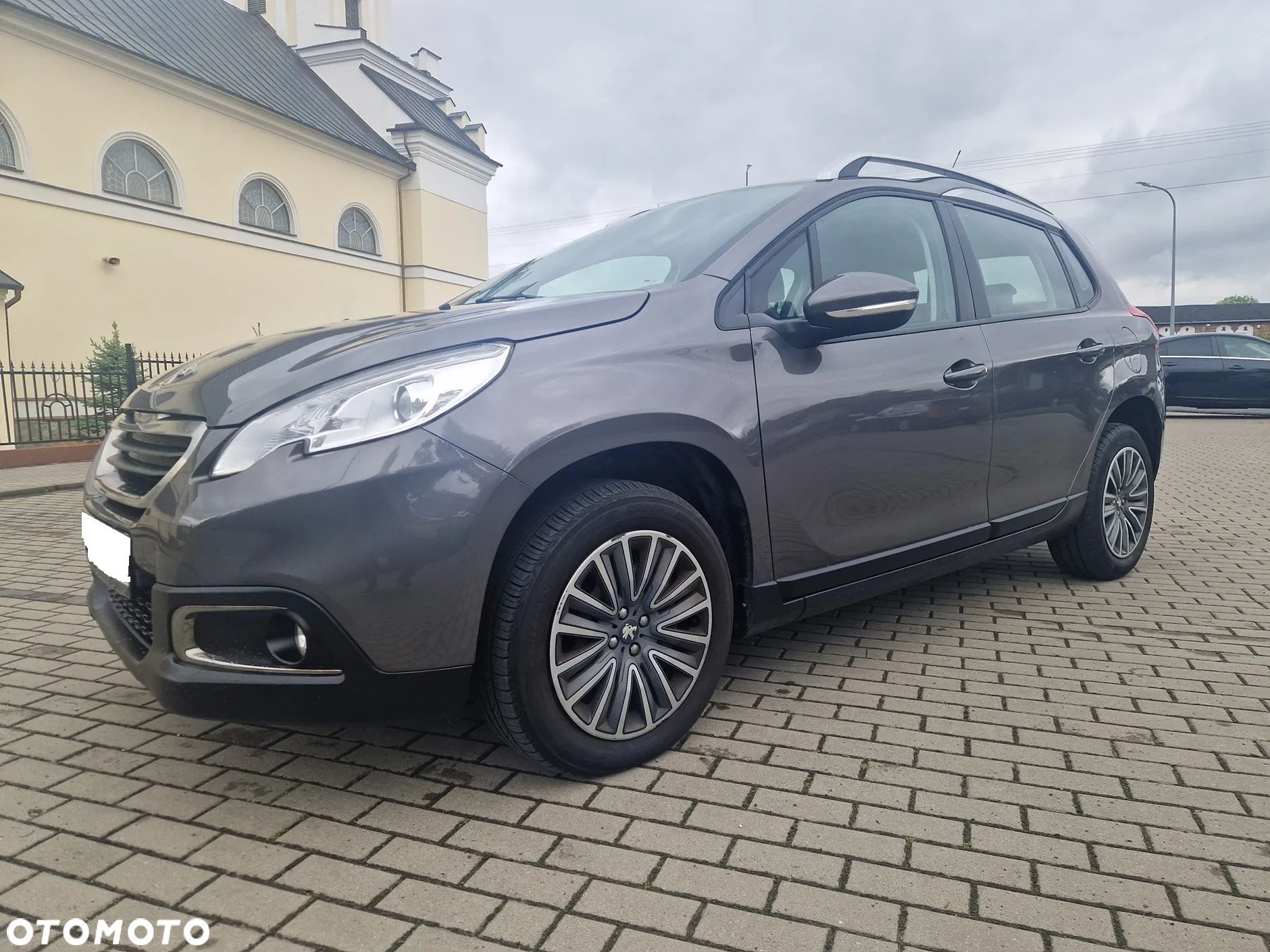 Peugeot 2008 1.6 BlueHDi Allure - 1