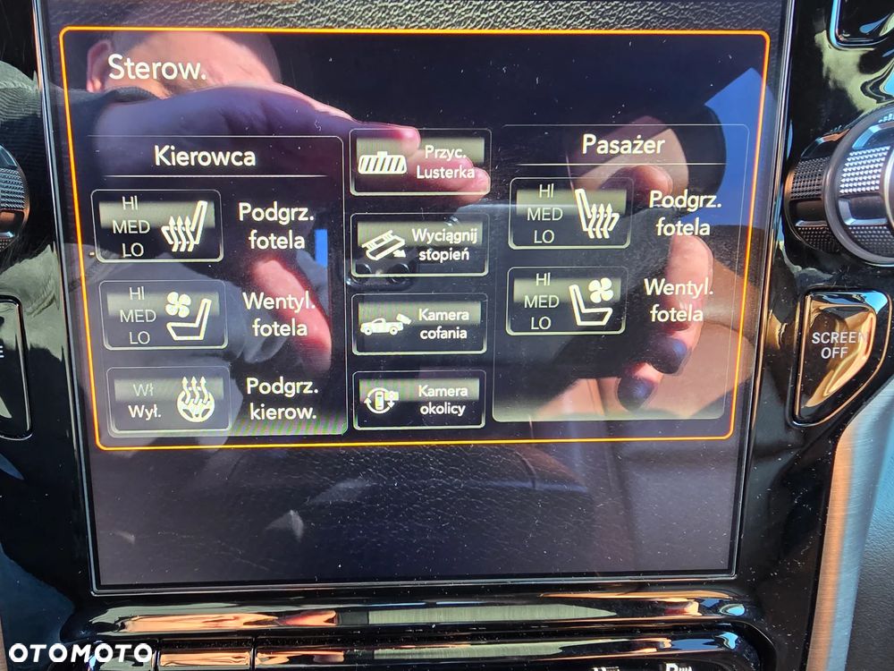 RAM 1500 5.7 Crew Cab Longhorn - 31