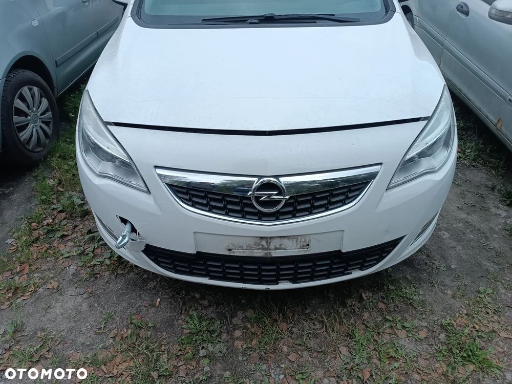 Zderzak maska błotnik lampa komplet przód opel astra j iv z40r 2011r 1.4 b - 1