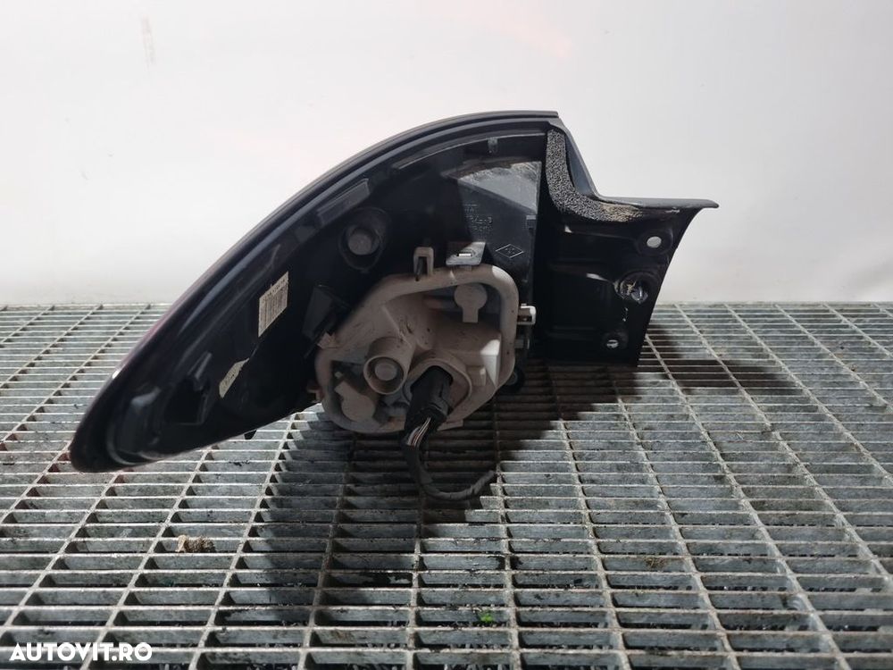 Stop Dreapta Renault Captur 2013 - 2017 SUV 4 Usi (1513) Bec clasic - 3