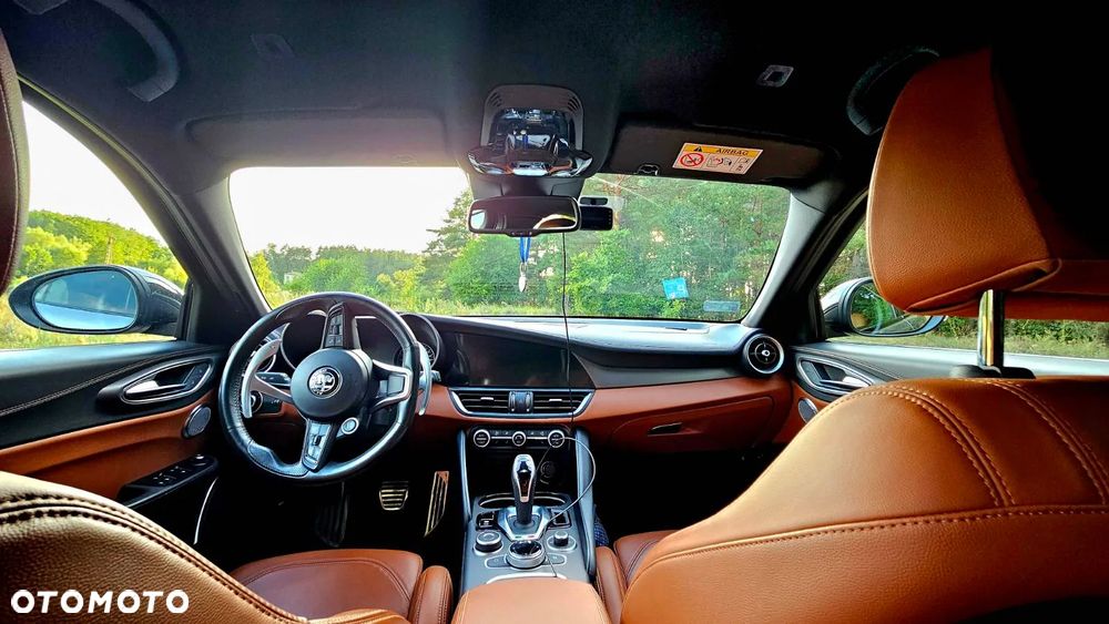 Alfa Romeo Giulia 2.0 Turbo Veloce Q4 - 17