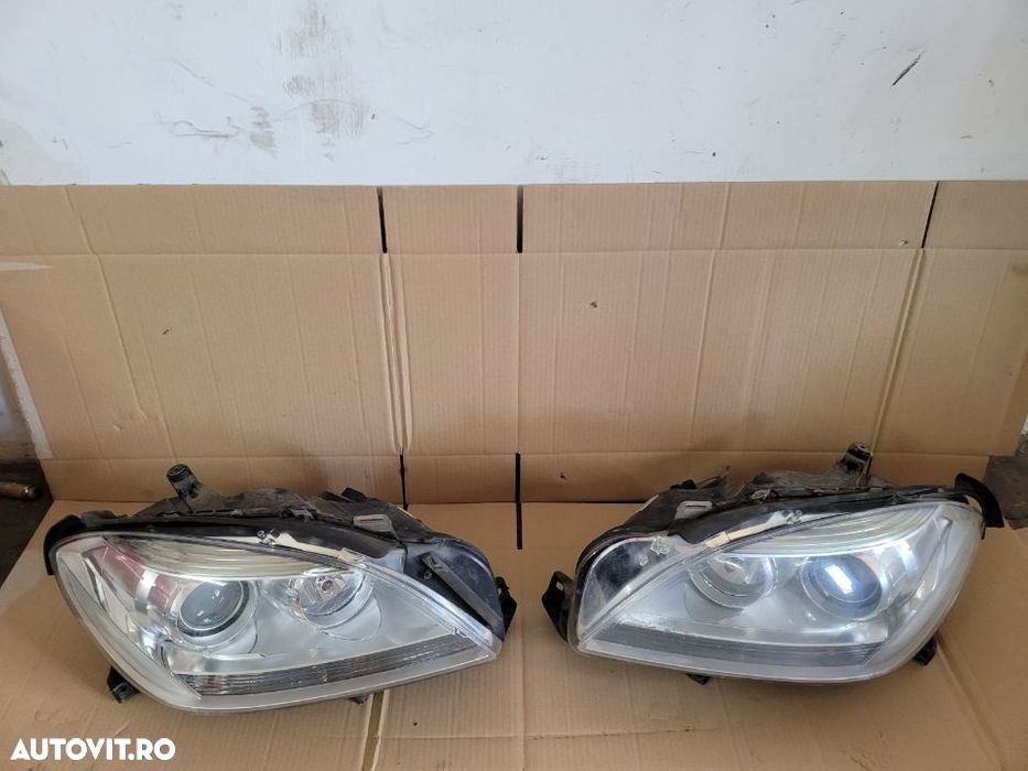 Set Faruri Far Stanga Dreapta Mercedes ML W166 An 2011-2015 Xenon Plug And Play Volan Stanga - 2