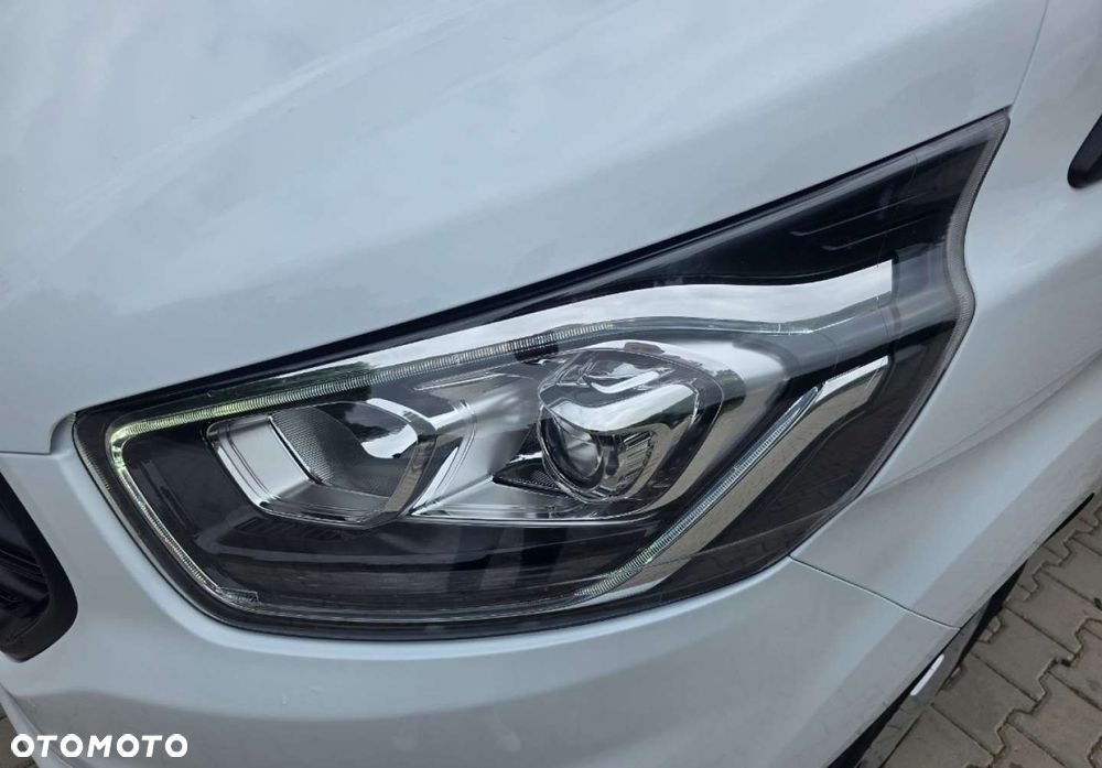 Ford Transit Custom - 33