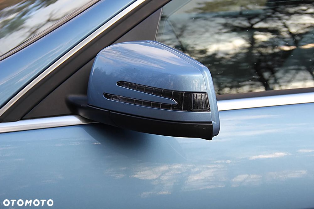 Mercedes-Benz Klasa C 300 7G-TRONIC SPORT EDITION - 17