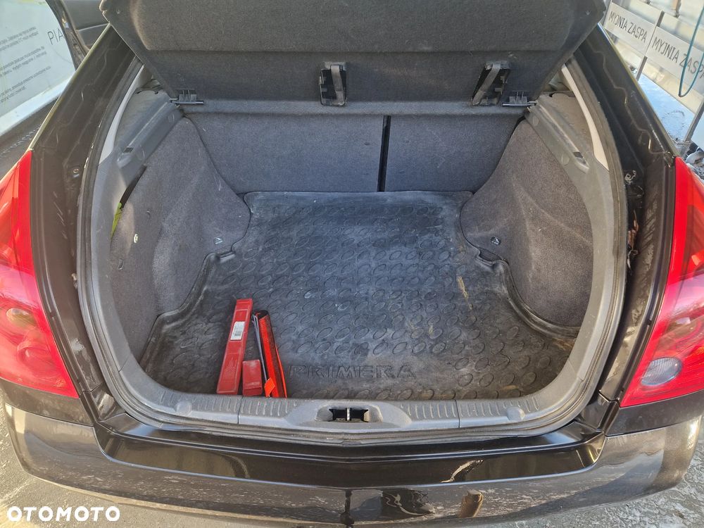 Nissan Primera 2.0 Tekna - 10