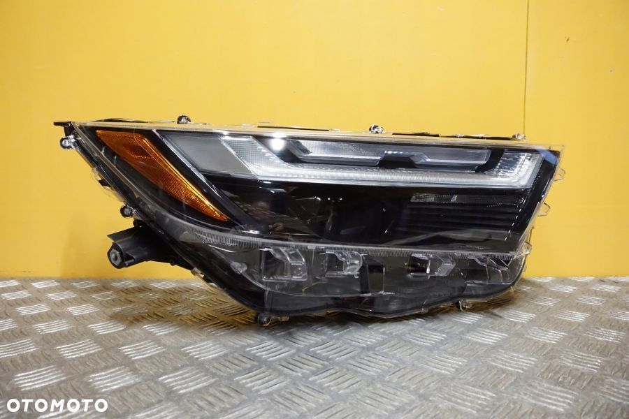 TOYOTA RAV4 2022- REFLEKTOR LAMPA PRZÓD FULL LED PRAWA USA - 1