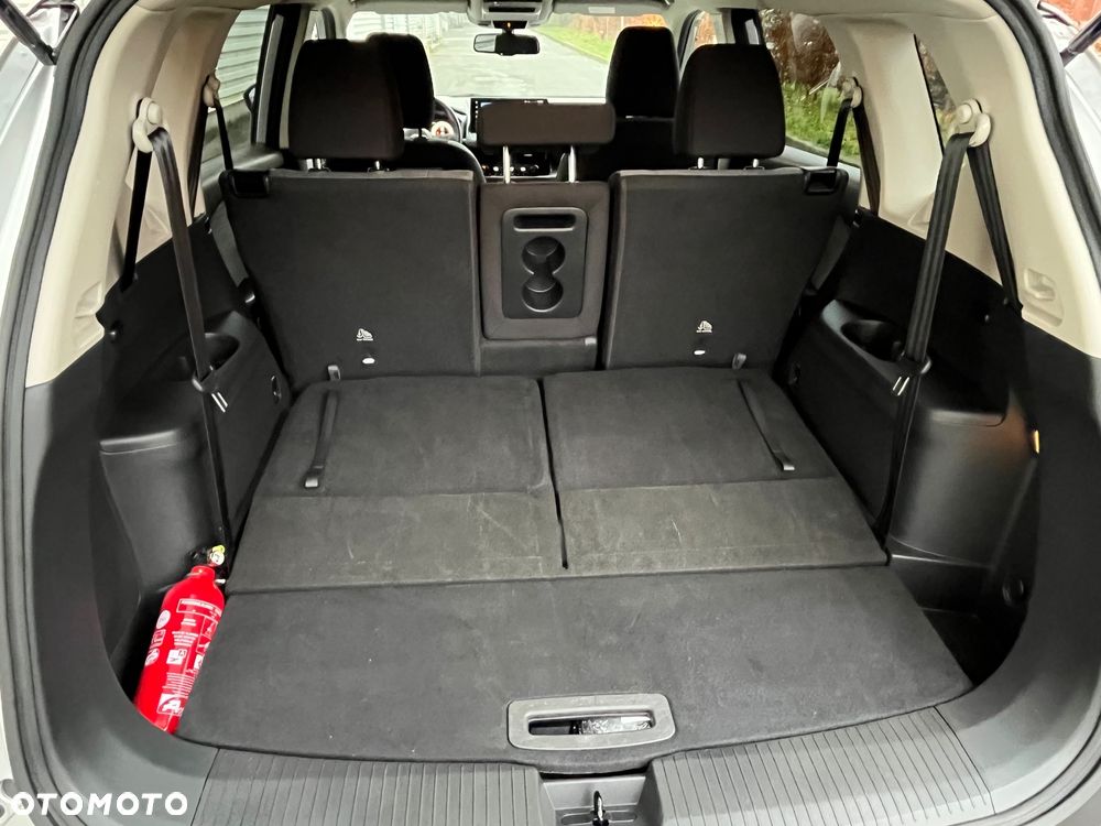 Nissan X-Trail 1.5 VC-T Mild-Hybrid Xtronic N-Connecta - 36