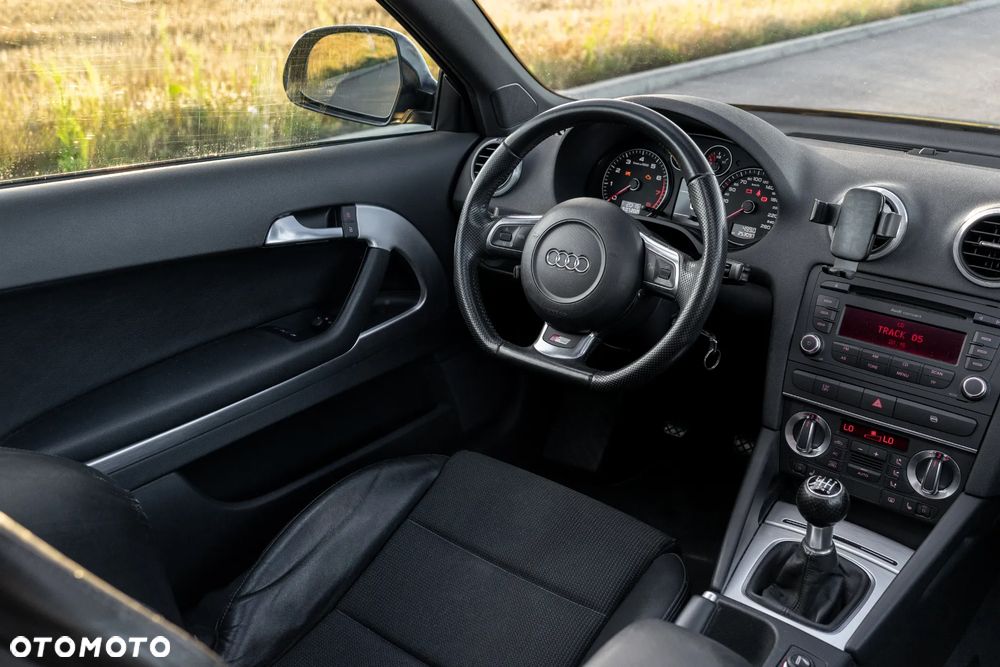 Audi A3 3-drzwiowe 1.8 TFSI S line Sportpaket - 26
