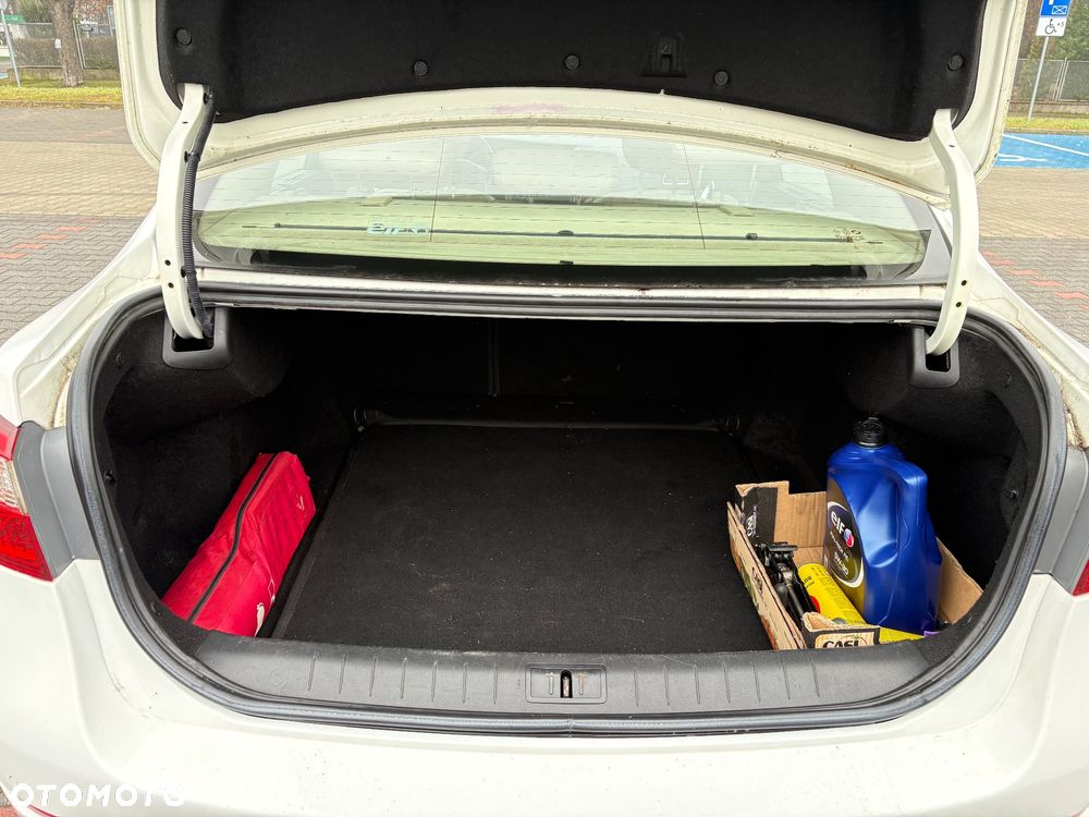 Renault Latitude - 10