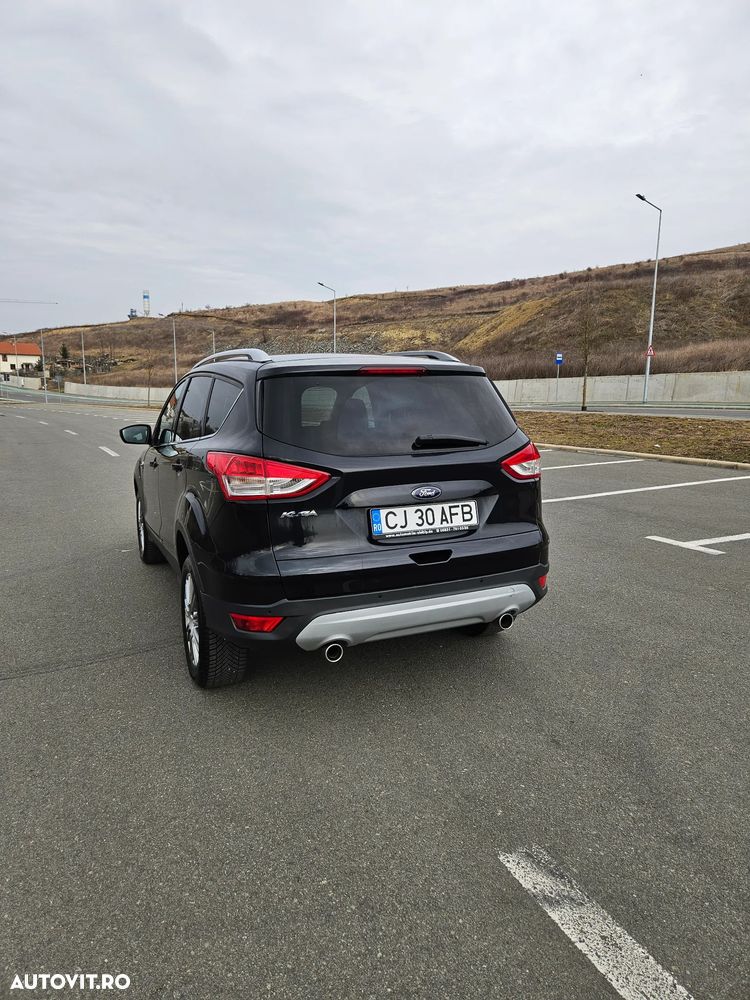 Ford Kuga 2.0 TDCi Powershift 4WD Titanium - 6