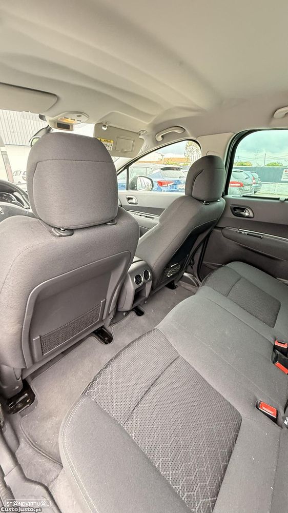 Peugeot 3008 1.6 e-HDi Active 2-Tronic - 16
