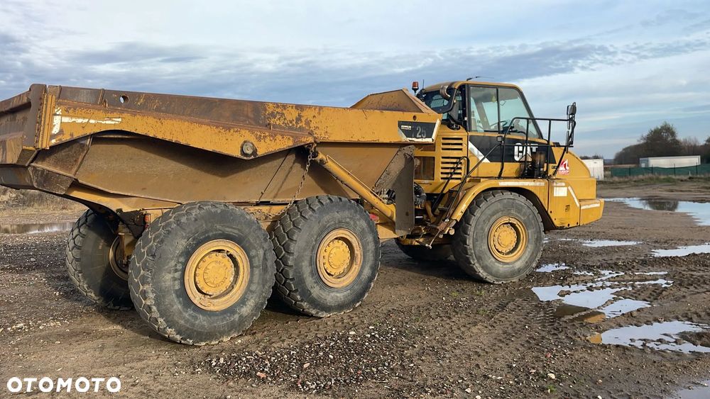 Caterpillar 725