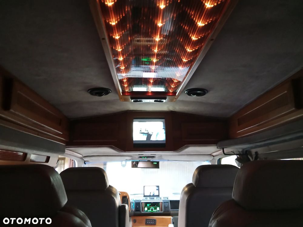 Chevrolet Astro - 16