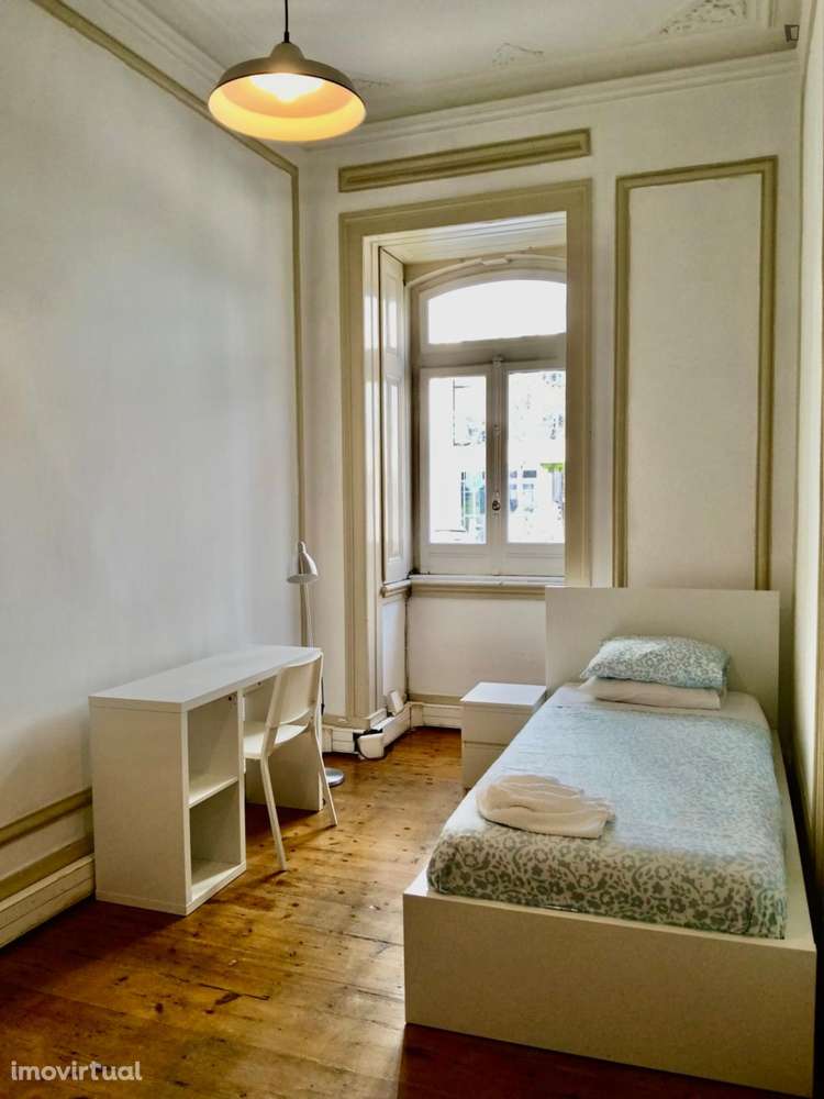 Quarto - localizado em Lisbon - Grande imagem: 4/6