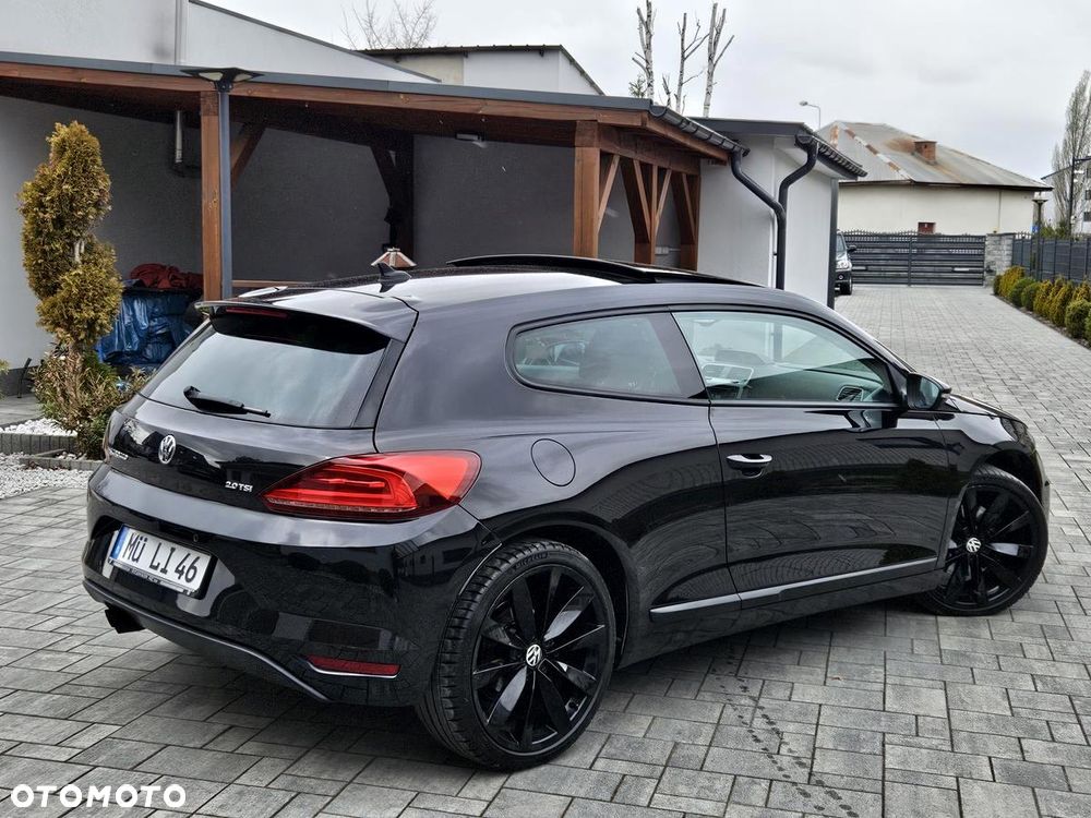 Volkswagen Scirocco 2.0 TSI BMT - 11