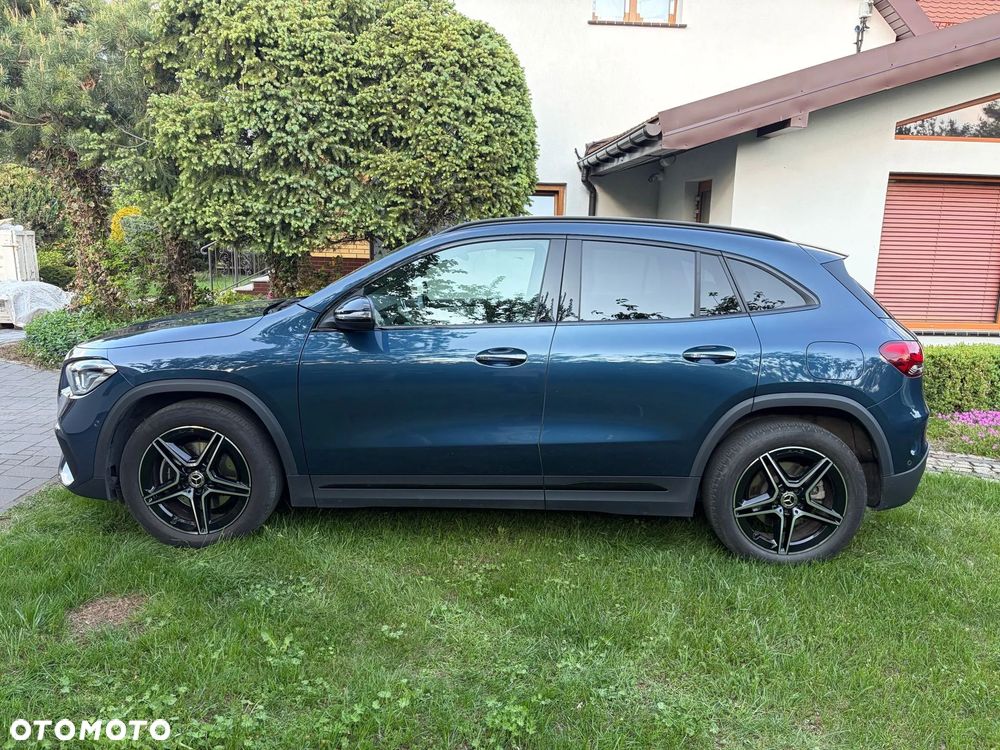 Mercedes-Benz GLA - 5