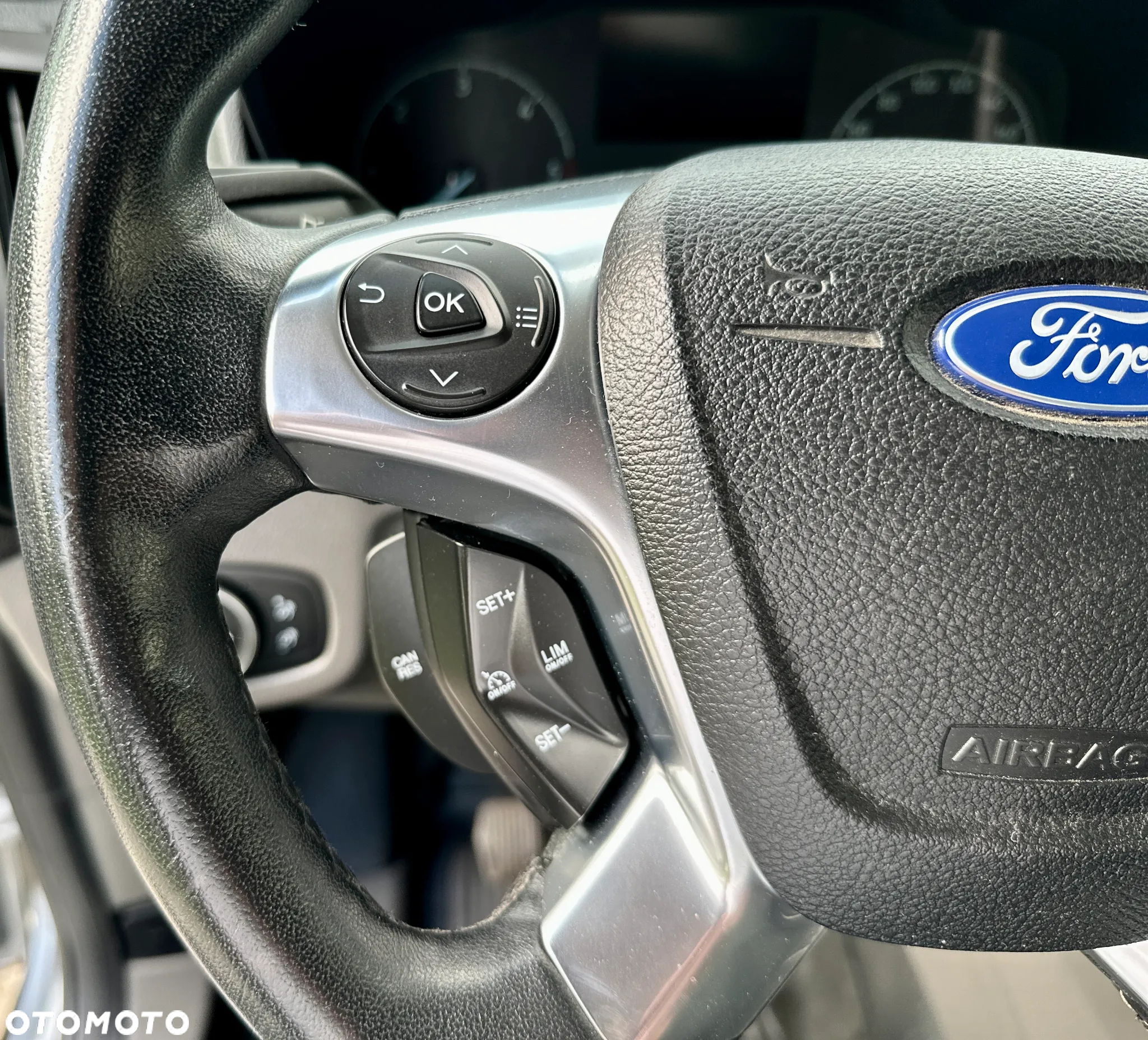 Ford TRANSIT CONNECT - 16