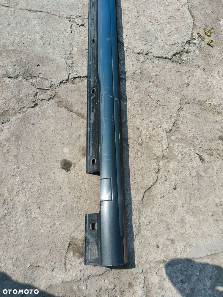 MERCEDES A KLASA W176 LISTWA PROGOWA PRAWA AMG 191 - 6