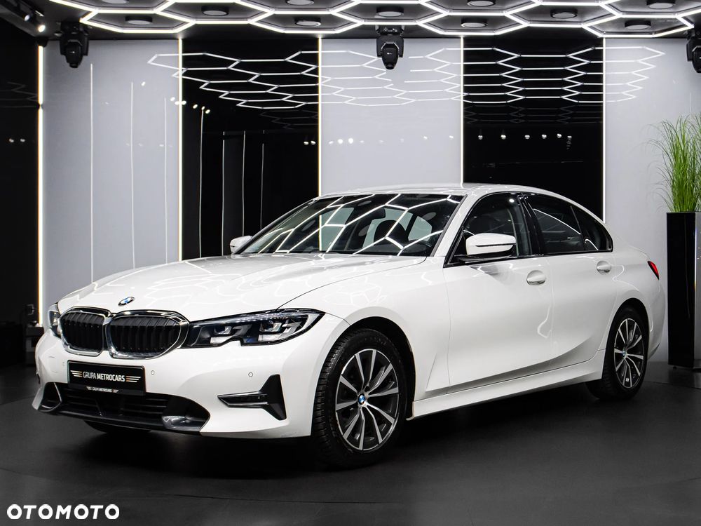BMW Seria 3 318i Sport Line - 2