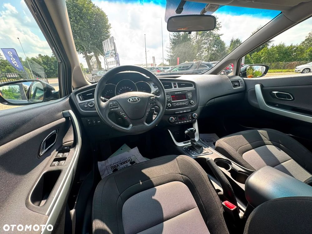 Kia Ceed - 22
