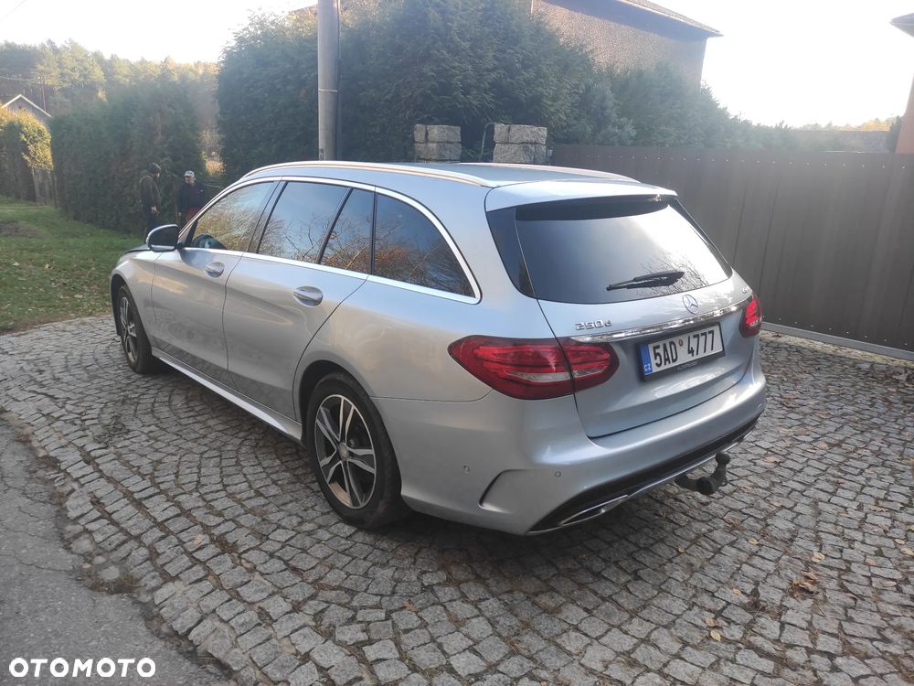 Mercedes-Benz Klasa C 250 CDI BlueEff 4-Matic Avantgarde - 4