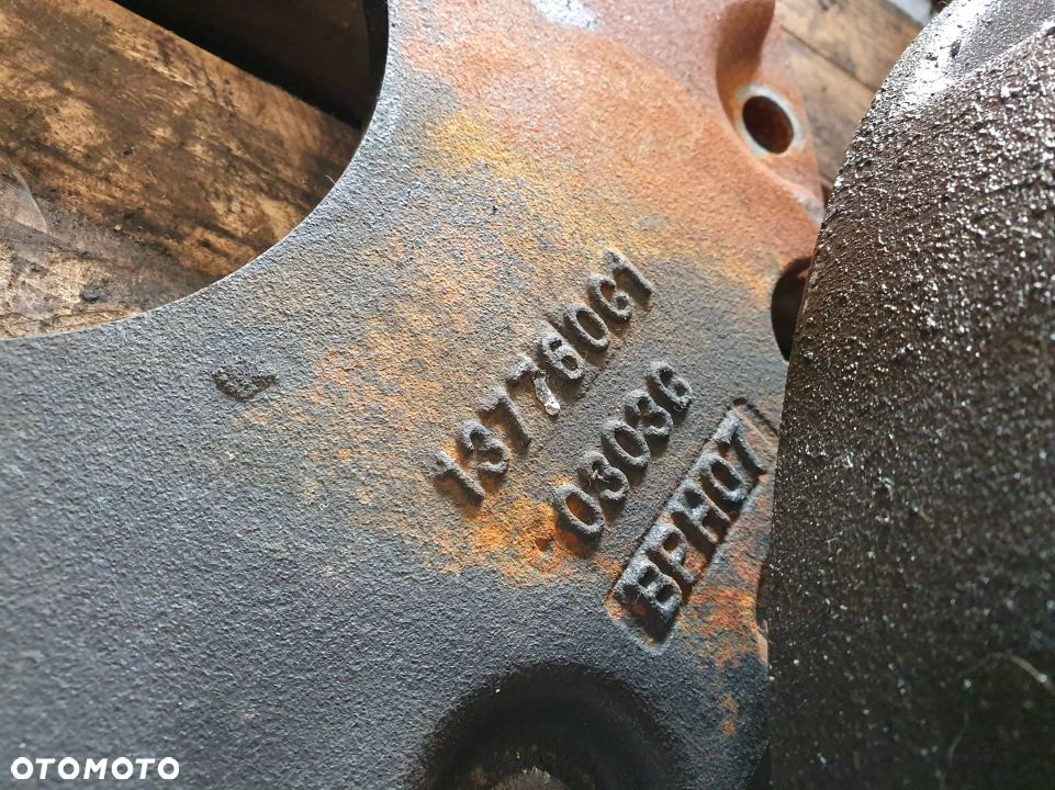 OBUDOWA TRAKTOR NEW HOLLAND T8.320 - 2