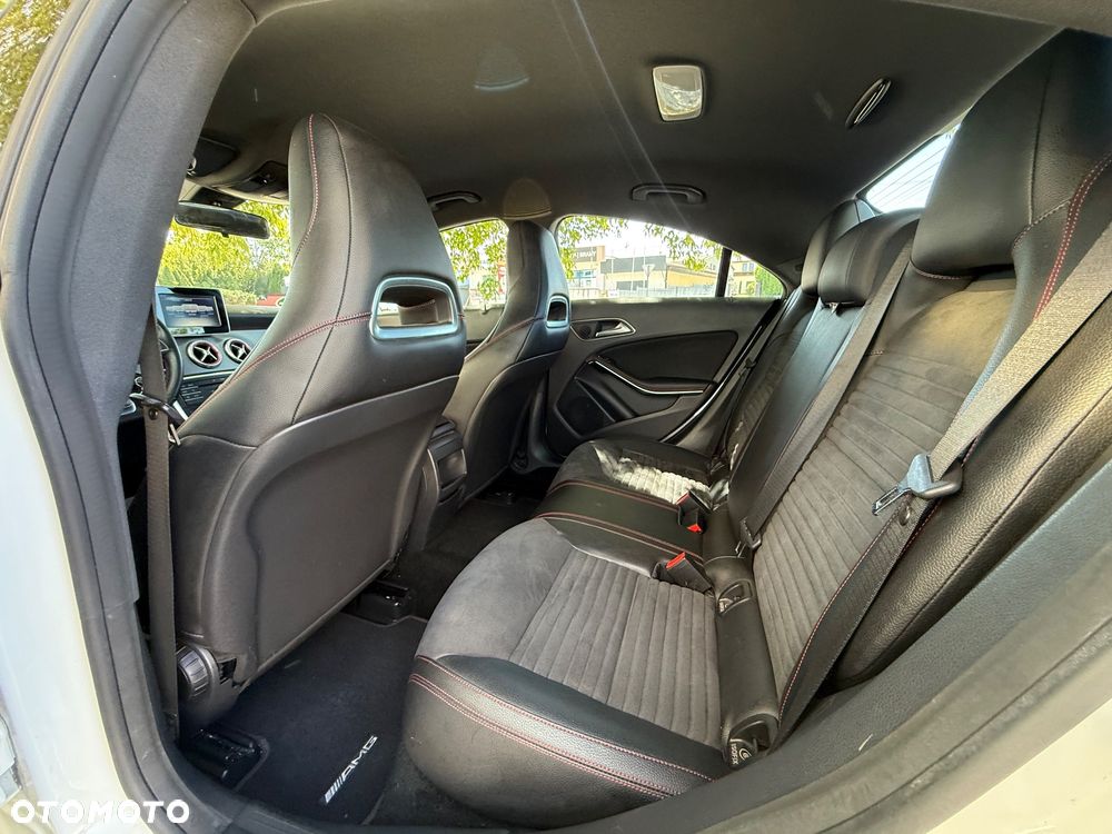 Mercedes-Benz CLA 180 7G-DCT AMG Line - 18